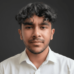 Salman Moosa - Professional Headshot